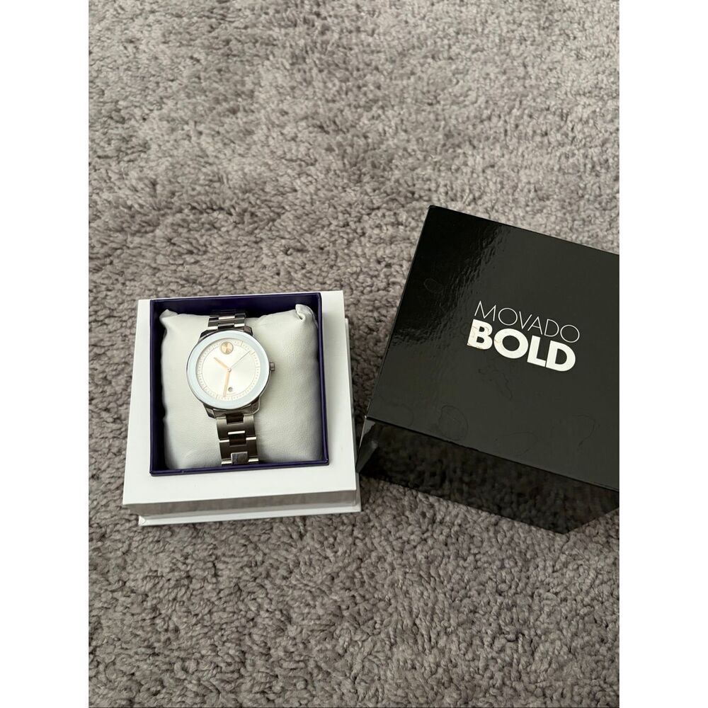 NEW IN BOX Movado BOLD Women’s Bold Verso Swiss Silver Watch